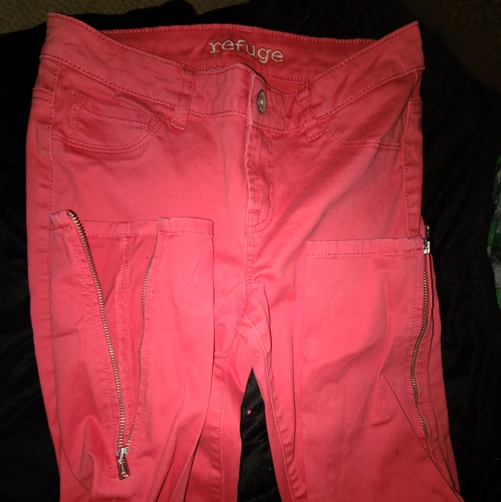 Refuge neon orange-pink pants.
